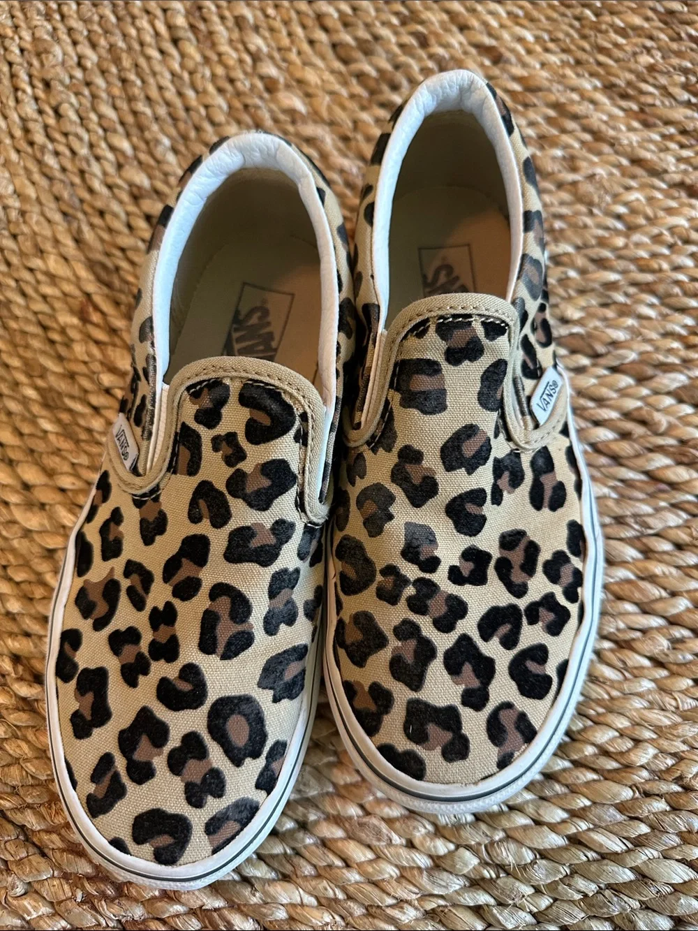 Vans Kids 2.5 Slip-On Sneakers in Leopard Print Tan and Black